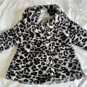 MINI MUFFIN Black&White Leopard Faux Fur Coat w Hearth Shaped Buttons Size 0-3 M